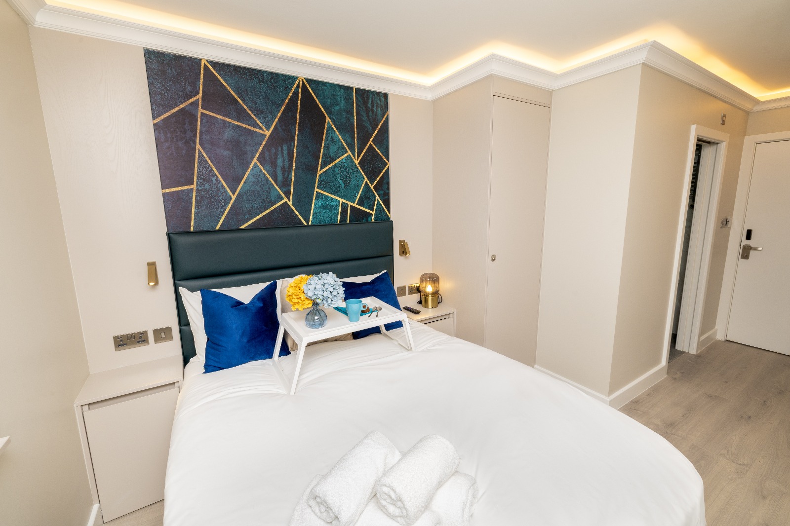 Serviced apartments near Brent Cross West station